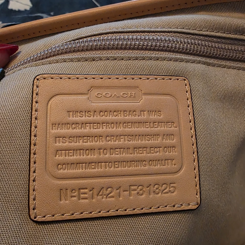 Coach Tan and Cream Women's Tote Bag - Picture 3 of 12